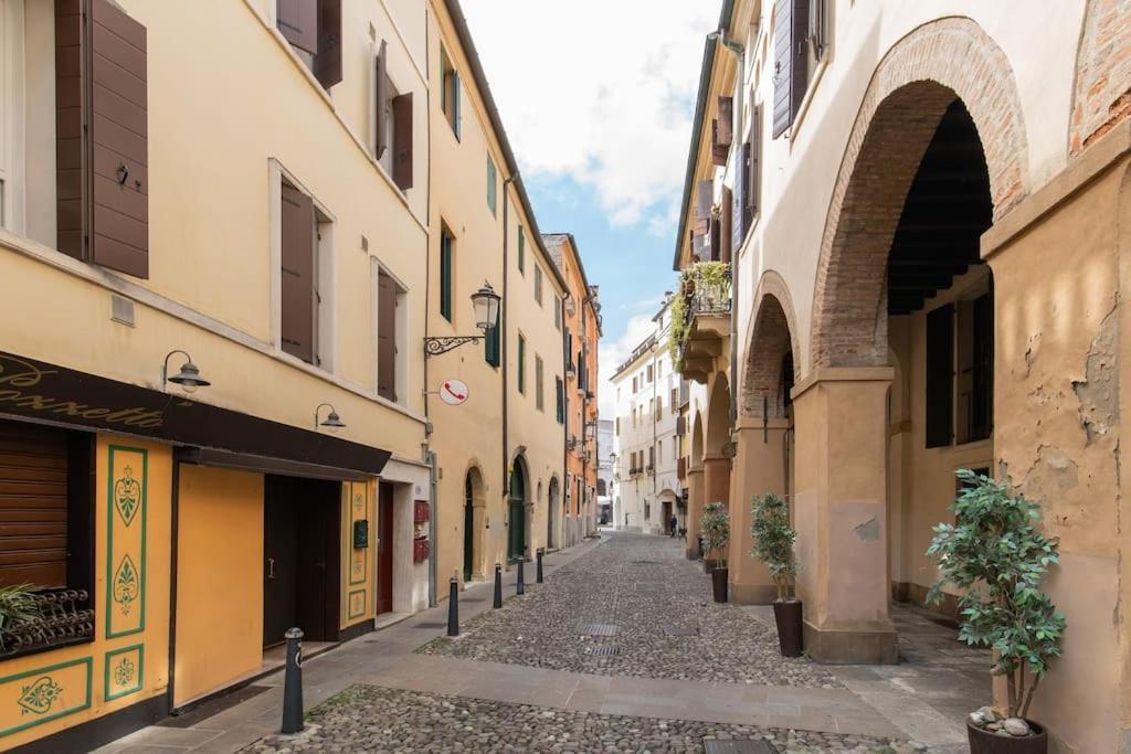 Enjoy Home - Appartamento Orologio, Piazza Dei Signori Падуя Екстер'єр фото